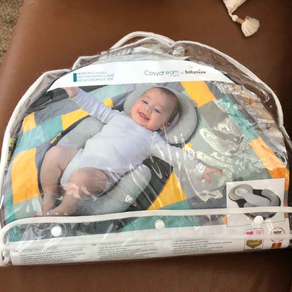 Cosydream newborn lounger